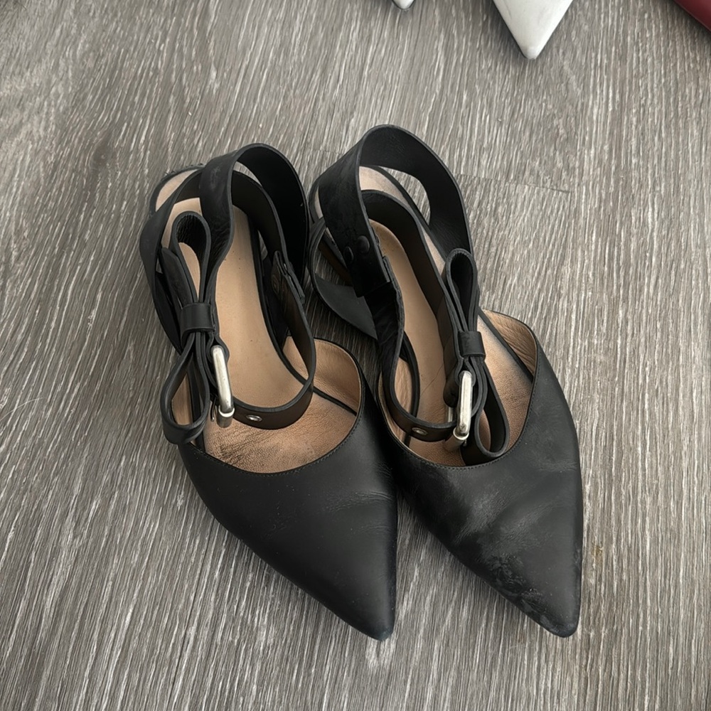 Flats size 8